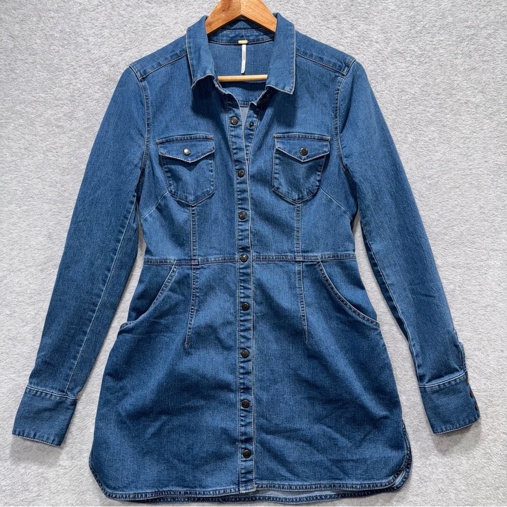 Free People sz M Dynamite Denim Mini Dress in 70's Blue
